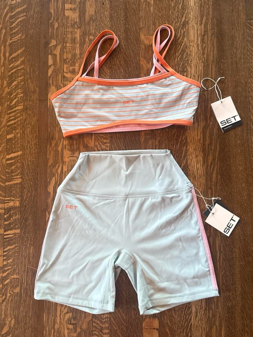 NWT SET Active Tropics Bra and Shorts- size small
